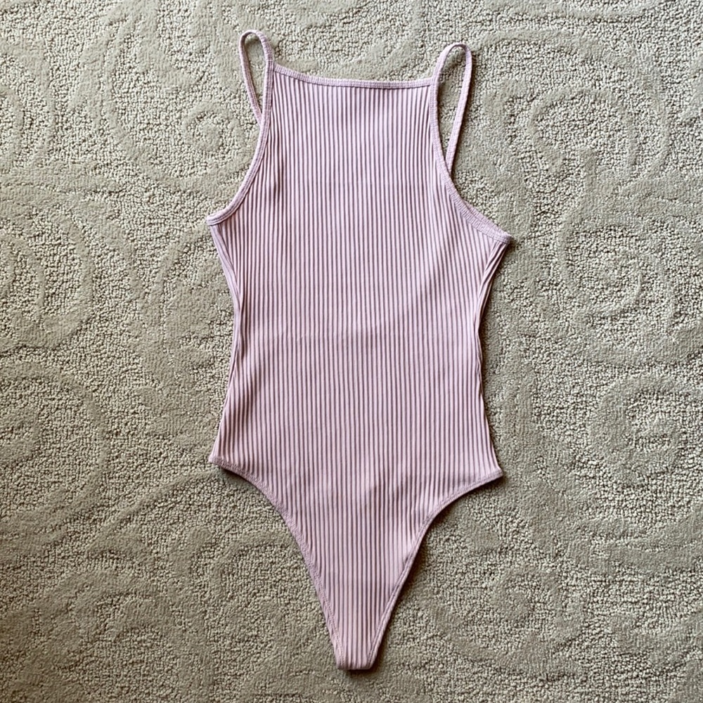 WORN ONCE Wilfred | Plunge Back Square Neck Ribbed Thong Bodysuit in Lilac